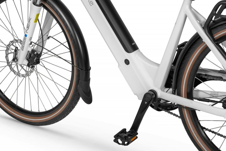 Ecobike X-City Flat White – hydraulische Scheibenbremsen